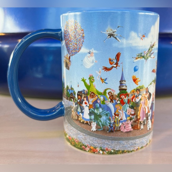 Disney Parks 2026 WDW Storybook Castle Collection Mickey & Friends Mug NEW - Picture 3 of 6